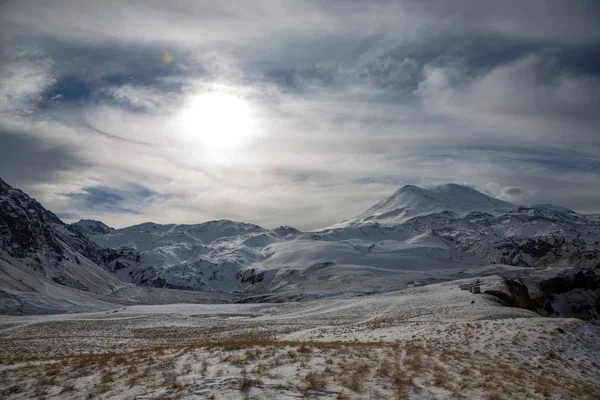 Paysage Hivernal Soleil Éclatant Pistes Enneigées Nature Caucase Nord — Photo