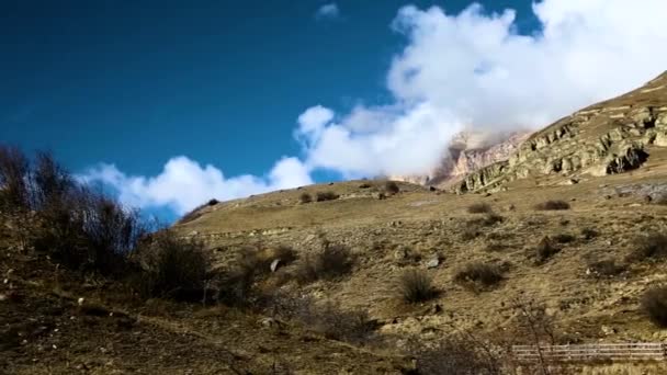 Mountain Landscape Beautiful View High Rocks Picturesque Mountain Gorge Tops — Stock Video