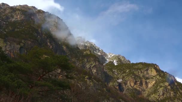 Mountain Landscape Movement Clouds Sky Beautiful Mountains Clouds Picturesque Gorge — Stock Video