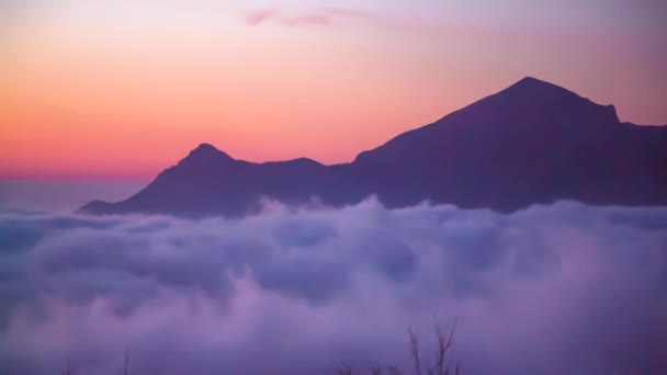 Гора Над Хмарами Рух Низького Туману — стокове відео