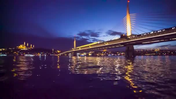 Brug Door Bosporusstraat Prachtig Panorama Van Stad Istanbul — Stockvideo