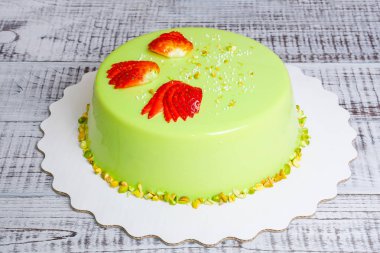 ayna sır Mus kek çilek ve antep fıstığı