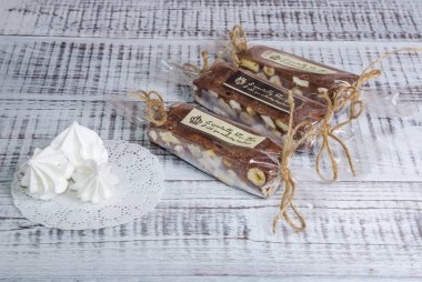 Çikolatalı fındık ve hatmi