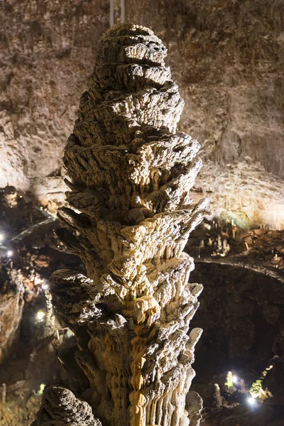 Докладна інформація про Grotta Gigante в Трієст, Італія — стокове фото