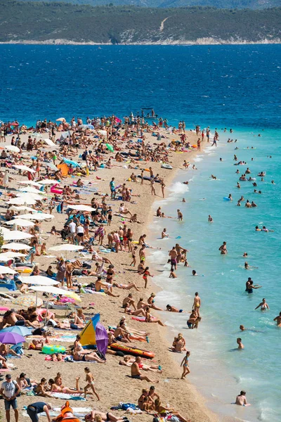 Hırvatistan Brac Adası üzerinde altın boynuz