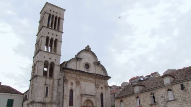 Aziz Stephen Katedrali Hvar aşağı eğimli — Stok video