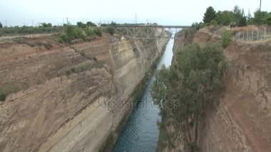 Korint kanalı ve Korinth Köprüsü