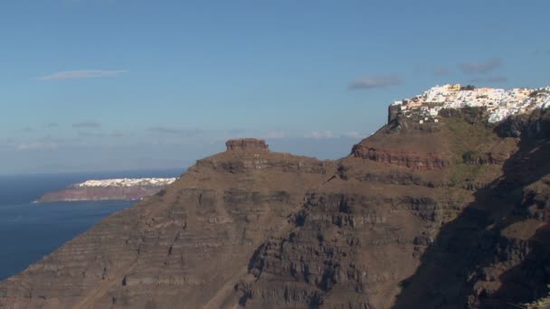 Imerovigli met uitzicht op de caldera van Santorini — Stockvideo