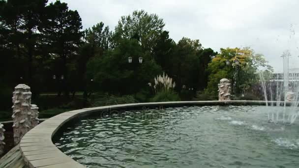 Fountain with the The Cathedral of the Archangel Michael — Stock Video