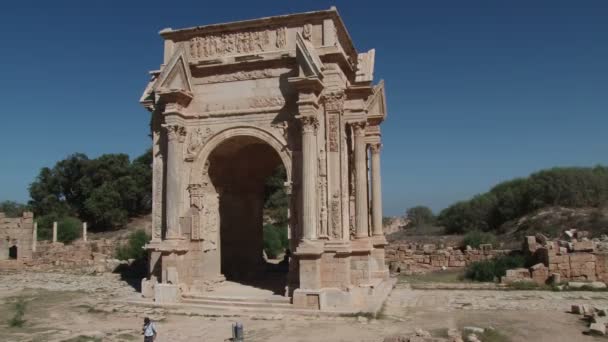Tiro estático do Arco de Sétimo Severo em Leptis Magna, Líbia — Vídeo de Stock