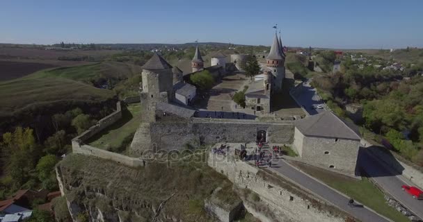 Aerial camera flies around Kamianets-Podilsk castle — Stock Video