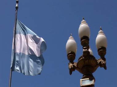 Buenos Aires, Arjantin Arjantinli bayraklı