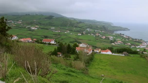 Pohled na Horta z Pont da Espalamaca na Azorách — Stock video