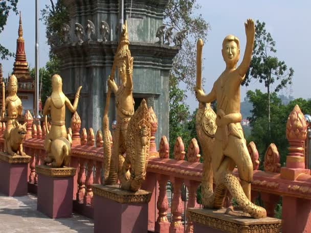 Le temple bouddhiste Wat Krom — Video