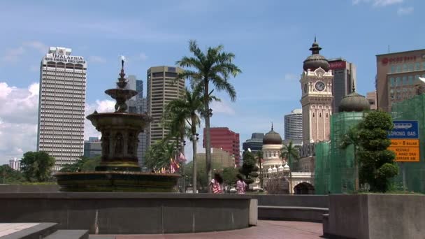 Skyline de la ciudad de Merdeka Square — Vídeos de Stock