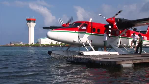 Maldiviano Twin Otter idrovolante — Video Stock