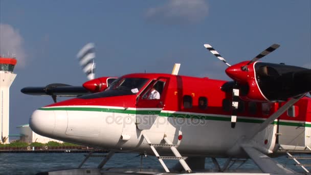 Maledivské Twin Otter hydroplán — Stock video