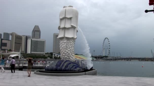 De Singapore Merlion fontein — Stockvideo