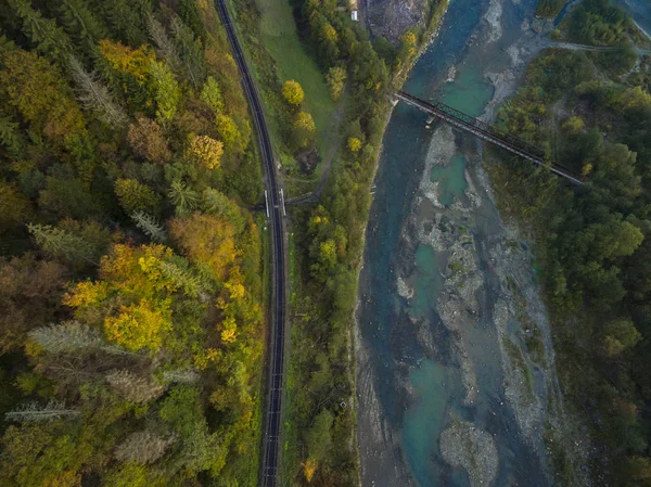 Tiro aéreo sobre a aldeia de Mykulychyn — Fotografia de Stock