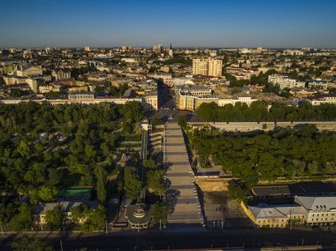 Yükseltilmiş dron görüntü Potemkin merdivenleri Odessa