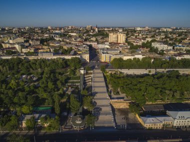 Yükseltilmiş dron görüntü Potemkin merdivenleri Odessa