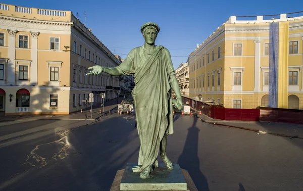 Richelieu Odessa Duke resmini uçak