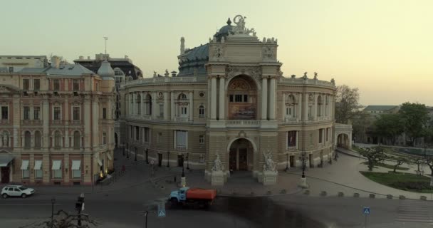 Hava Kamera Sinekler Yavaşça Yana Odessa Opera Tiyatrosu Güneş Doğarken — Stok video