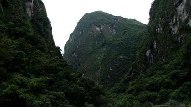 Torrenti Scatenati Del Fiume Urubamba Piena Inondazione Mentre Passa Attraverso — Video Stock