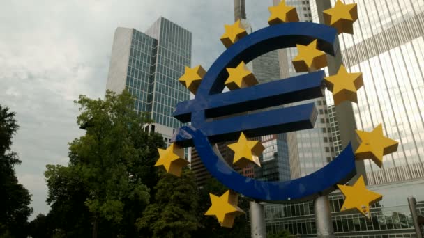 Powoli Przesuwać Rzeźby Euro Frankfurcie Panoramę Frankfurtu — Wideo stockowe