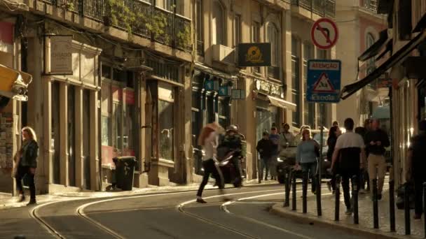 Lisbon Portugal 2019 Porthoto Clip Police Car Passing Rua Loreto — 비디오