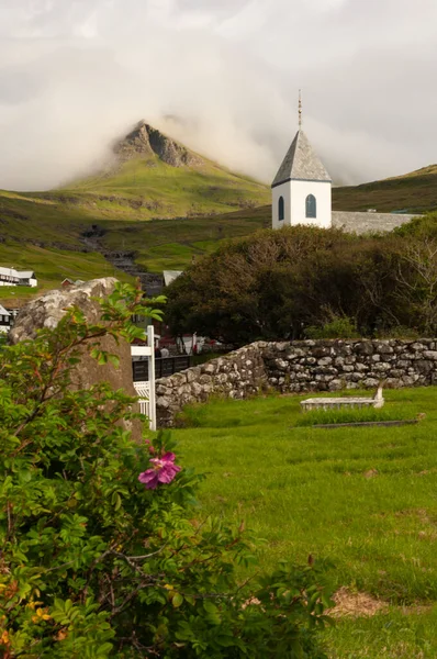Дерев Яна Церква Крівіка Фарерських Островах — стокове фото