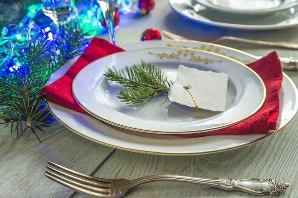 Festive place setting for christmas dinner — Stock Photo, Image