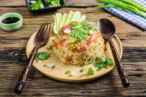 Fried rice Tay gıda şeklinde. 