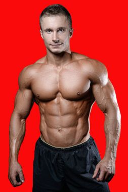 Beyaz seksi fitness modeli ab kadar yakın spor salonu