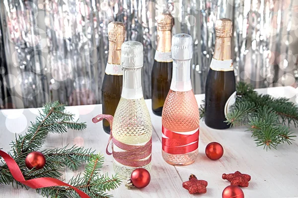 Parlak bir arka planda şampanya 