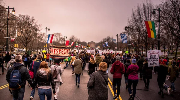 Března žen ve Filadelfii — Stock fotografie