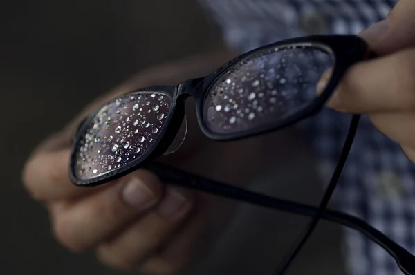 4 メガネに雨の滴 — ストック写真