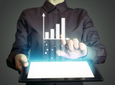 kadın ve grafik simgesi