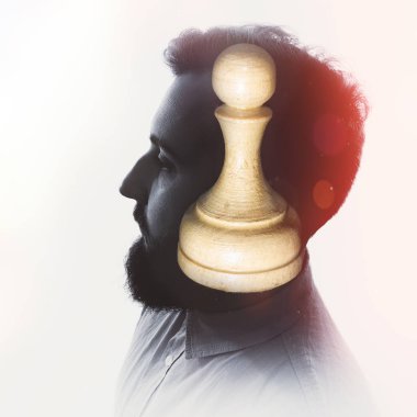 Yönetilebilirlik ve boyun eğme, çözümleri, stratejileri için arama kavramı. Birden fazla poz ışık arka plan üzerinde kullanılarak oluşturulan görüntü.