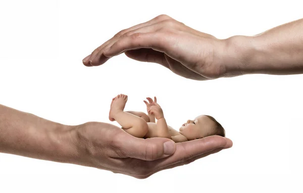 Çocuk Bakımı Kavramı Beyaz Arka Planda Anne Avucundaki Bebek — Stok fotoğraf