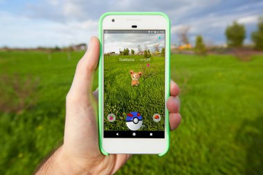 Nesil yeni Pokemon Pokemon gitmek için iki güncelleştirme