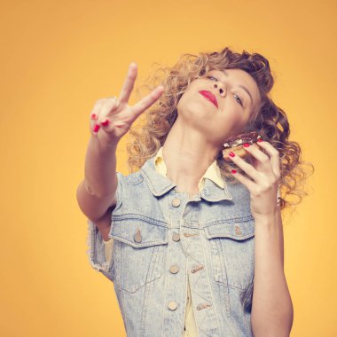 genç kadın yüzü çörek için 