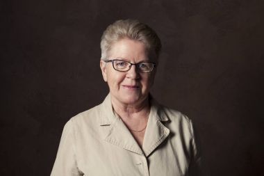 Üst düzey kadın gözlük