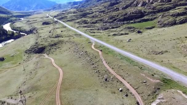 Vista Panorámica Del Río Carretera Montaña — Vídeos de Stock