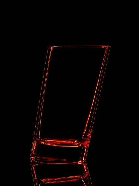 Silueta červeného skla pro záběr na černém pozadí — Stock fotografie