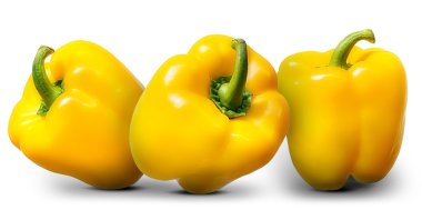 Grup üzerinde beyaz izole sarı biber