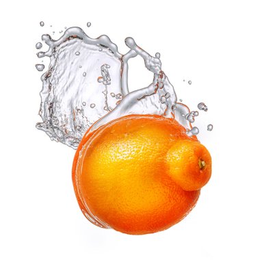 Su sıçrama ile izole mandarin