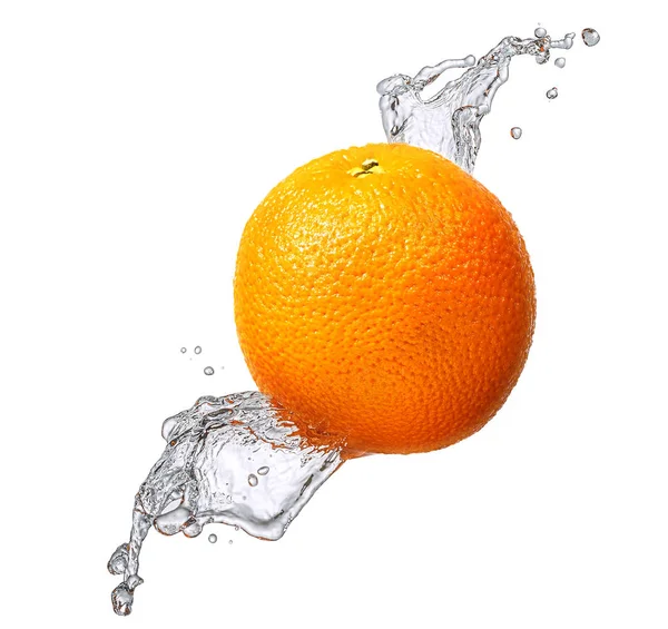 Water splash met oranje geïsoleerd — Stockfoto