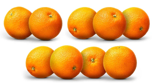 Frutas de laranja frescas isoladas em branco — Fotografia de Stock