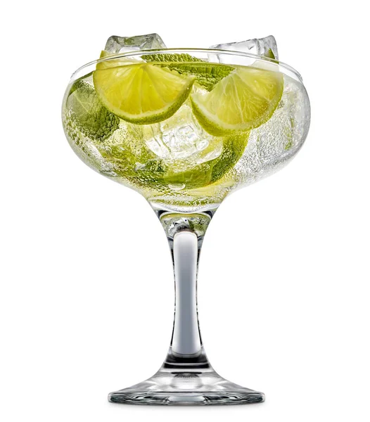 Cocktail alcolico isolato su sfondo bianco — Foto Stock